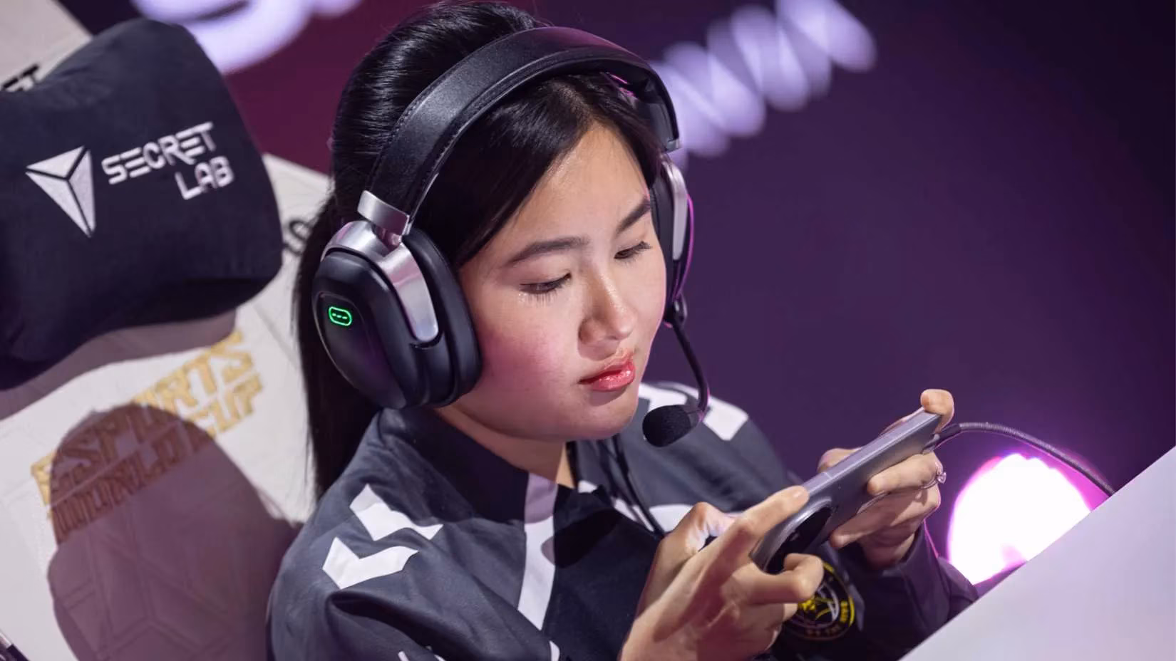 vivian-indrawaty-leading-the-charge-for-women-in-mobile-legends-esports-image-1